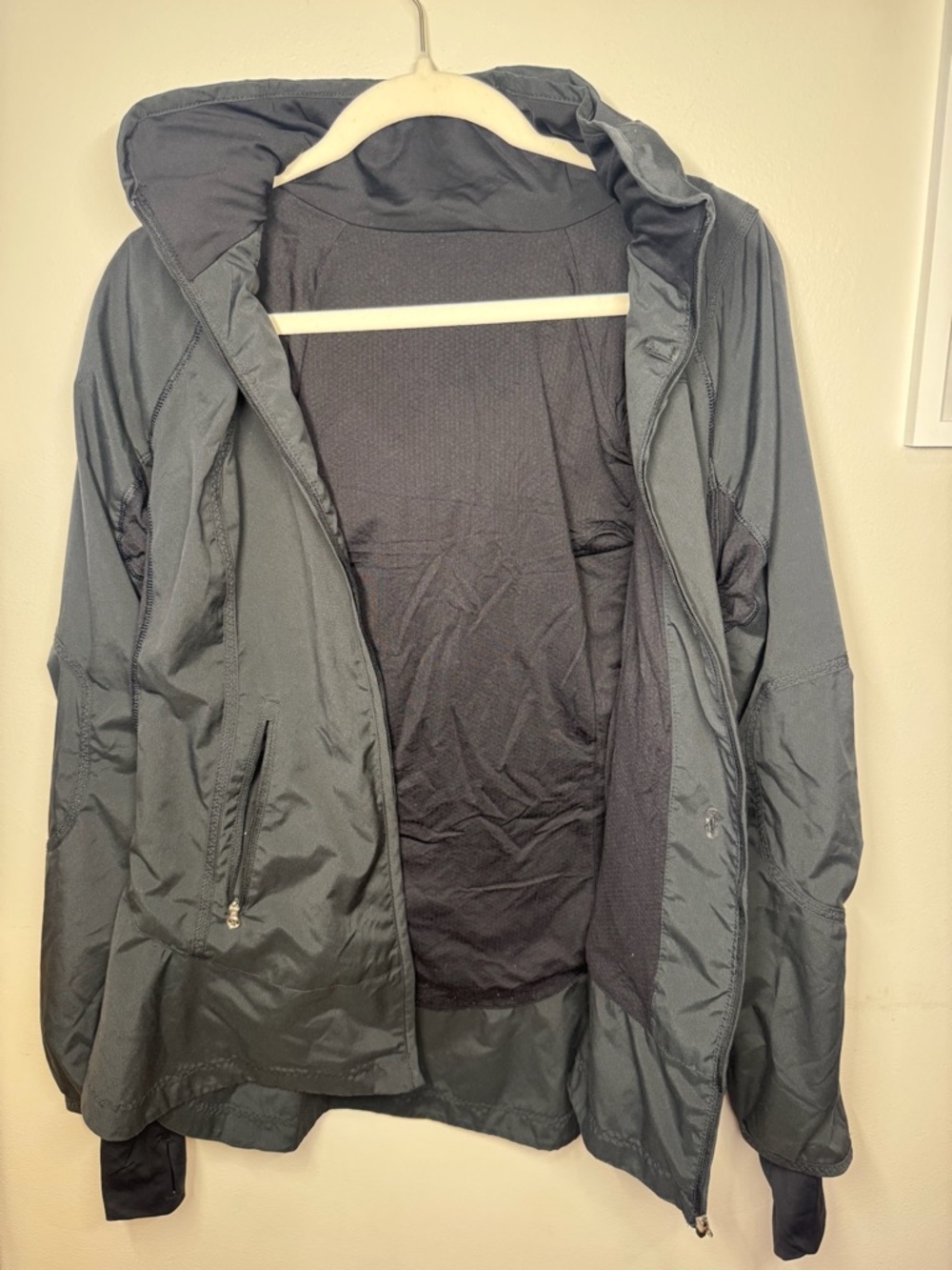 Lululemon Run: Make A Break Jacket
Black